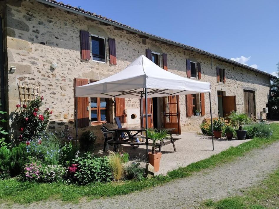 La Tribu De Lavaud Bed & Breakfast Saint-Quentin-sur-Charente Ngoại thất bức ảnh